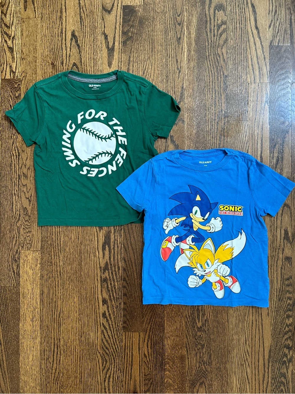 Old Navy Graphic Ts